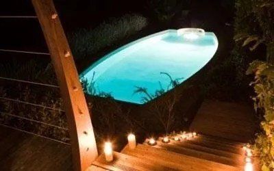 Illuminazione notturna piscina
