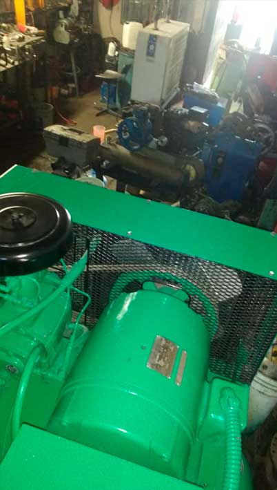 ESPECIALISTAS EN COMPRESORES Y EQUIPOS NEUMÁTICOS - Compresores estacionarios