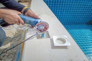 contracto repairing the pool pump