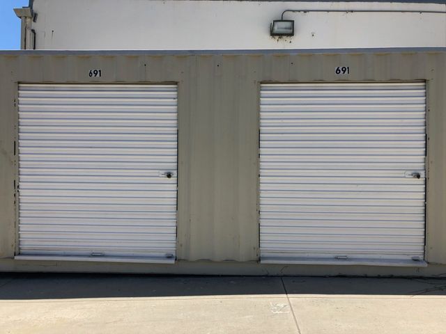 Self Storage Units Mailbox Rentals Santa Cruz CA Sutters