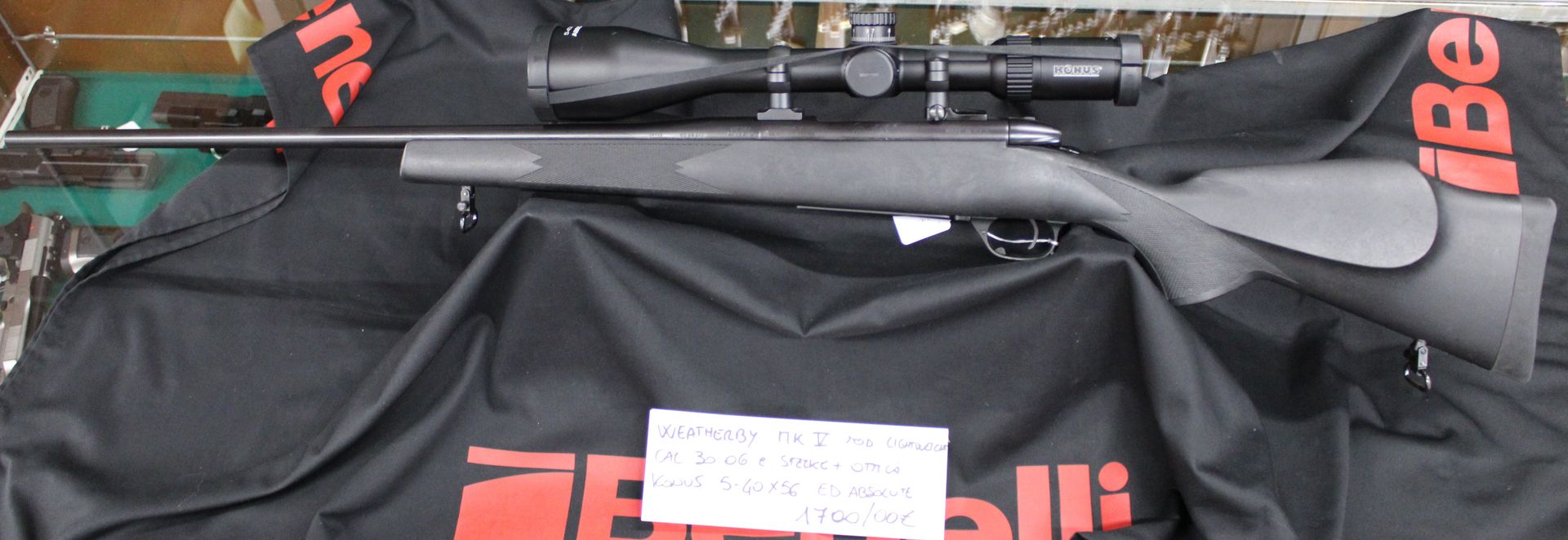 Carabina otturatore girevole Weatherby MKV modello Light Weight calibro 30-06 con Stecker.ì, comprensivo di ottica Konus 5-40x56 Ed Absolute, prezzo di 1700,00€