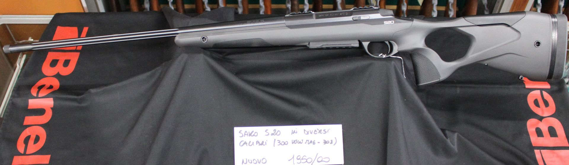 Carabine otturatore girevole Sako modello S20 nei calibri 300 Win. Mag. e 308 Win.
Prezzo di 1950,00€ cadauna