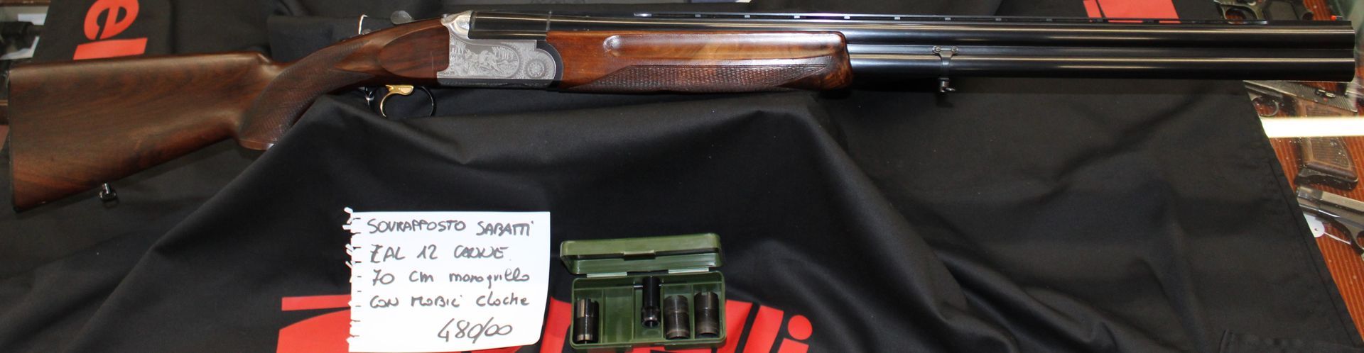 Sovrapposto Sabatti calibro 12 con canne da 70 centimetri monogrillo e mobil cloche, prezzo di 480,00€