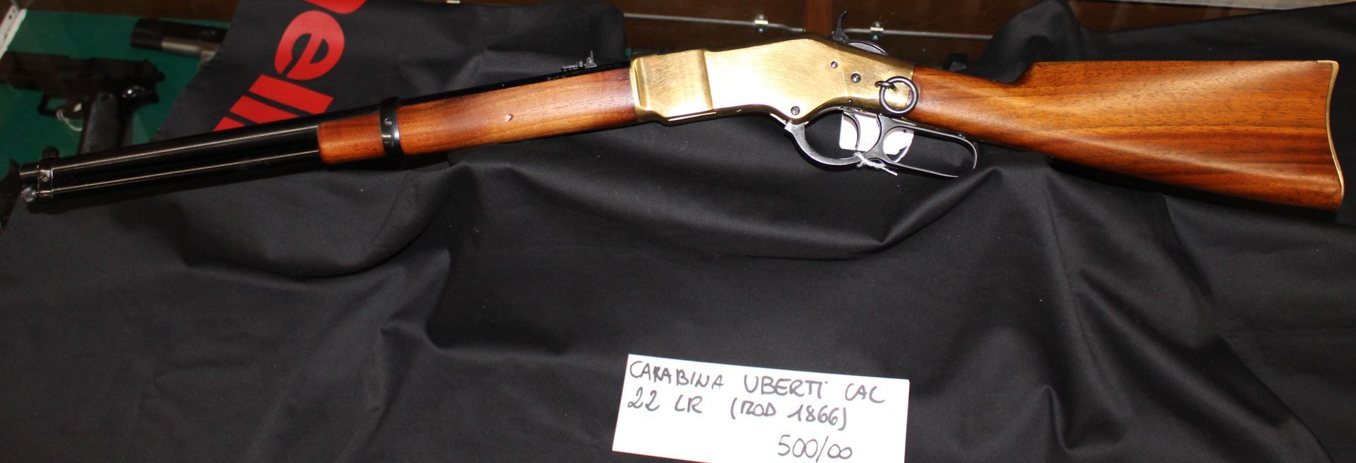 Carabina a leva Uberti modello 1866 calibro 22 l.r., prezzo di 500,00€