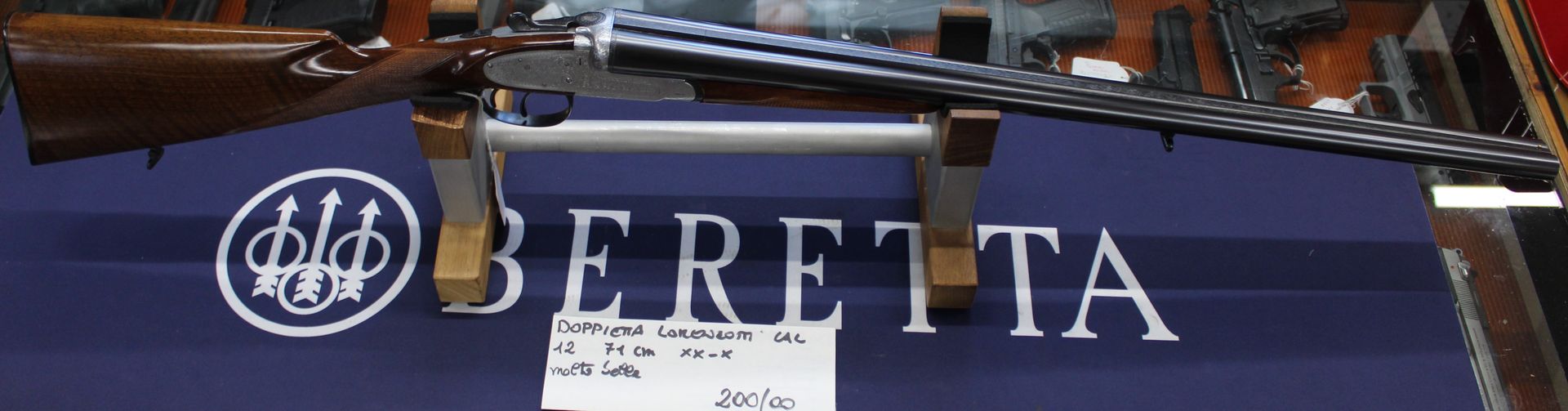 Doppietta Lorenzotti calibro 12 con canna da 71 centimetri xx-x.
Molto bella.
Prezzo di 200,00€