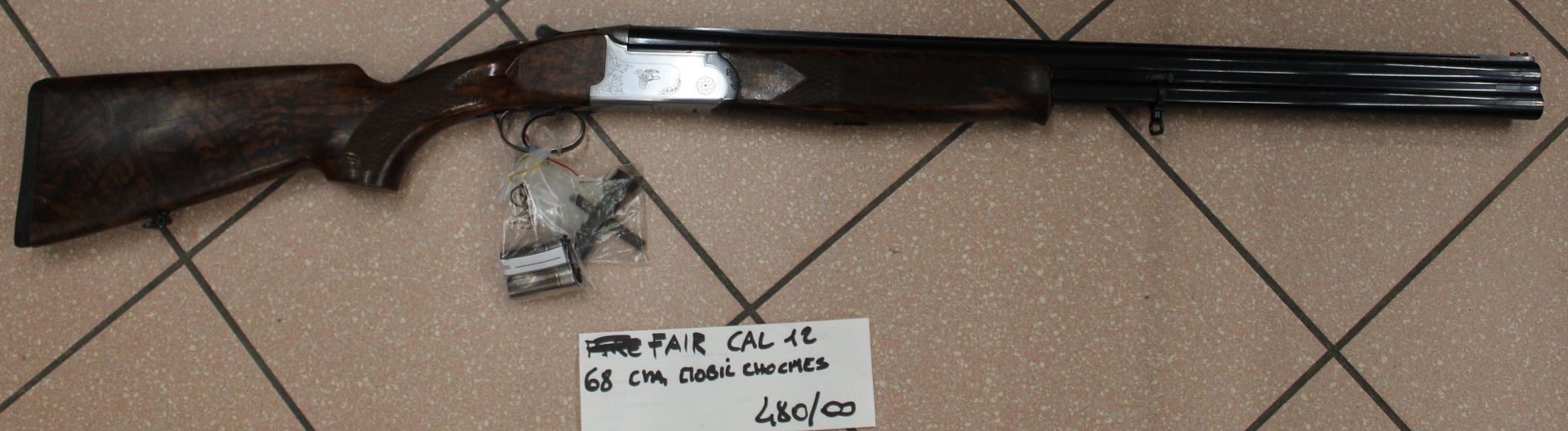 Sovrapposto FAIR calibro 12 con canne da 68 cm e mobil chokes.
Prezzo di 480,00€