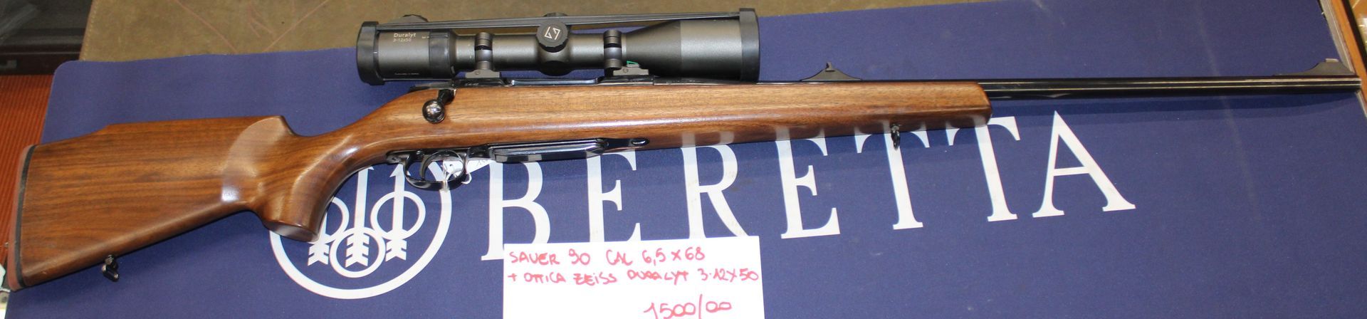 Carabina otturatore girevole Sauer 90 calibro 6.5x68 con ottica Zeiss  Duralyt 3-12x50.
Prezzo di 1500,00€