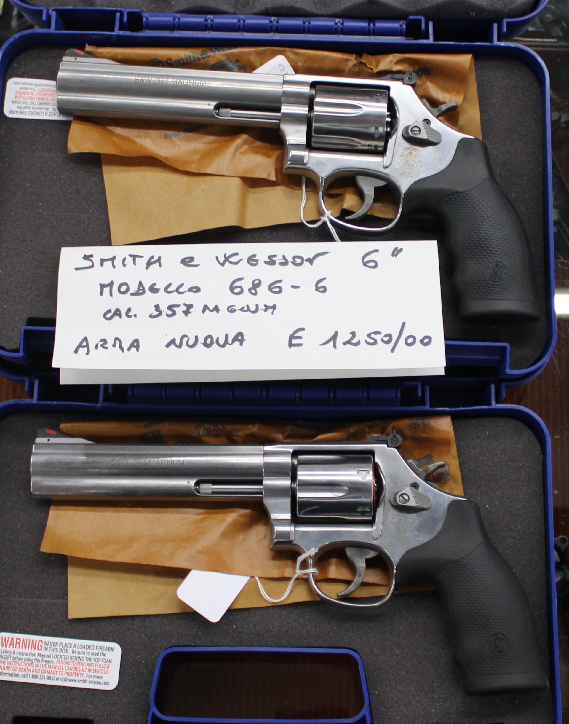 Rivoltella Smith & Wesson modello 686-6 con canna da 6