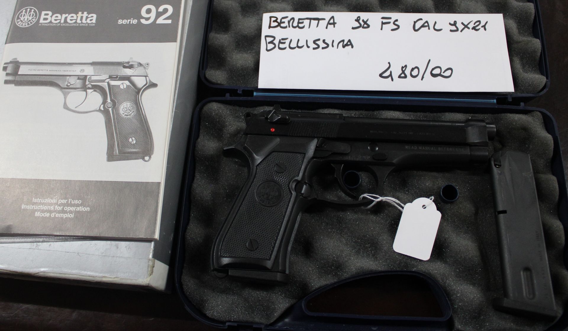 Pistola semiautomatica P.Beretta modello 98 FS calibro 9x21.
Bellissima!
Prezzo di 480,00€