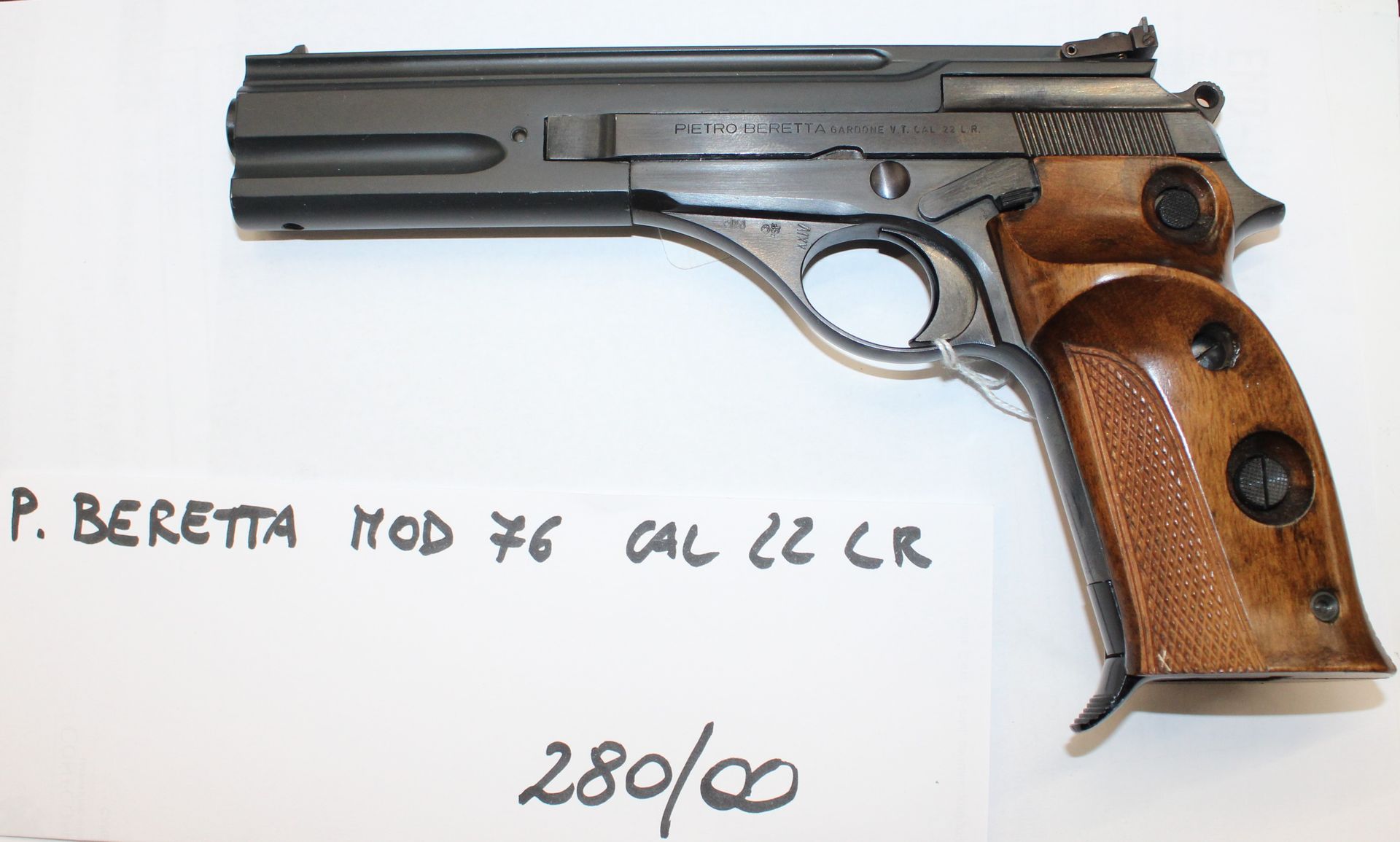Pistola semiautomatica P.Beretta modello 76 calibro 22 l.r.
Prezzo di 280,00€
