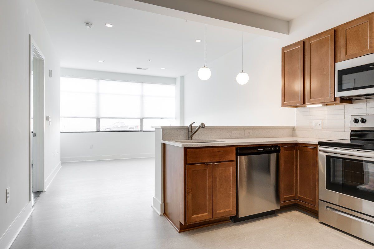 1004 Thompson Kitchen