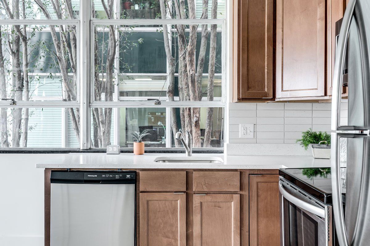 1004 Thompson Kitchen and Dining Area