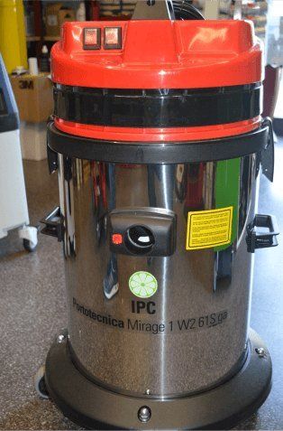 Macchinario per lavorazioni di carrozzeria