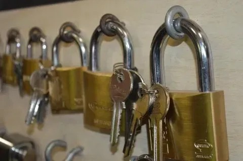 lucchetti e duplicazione chiavi 