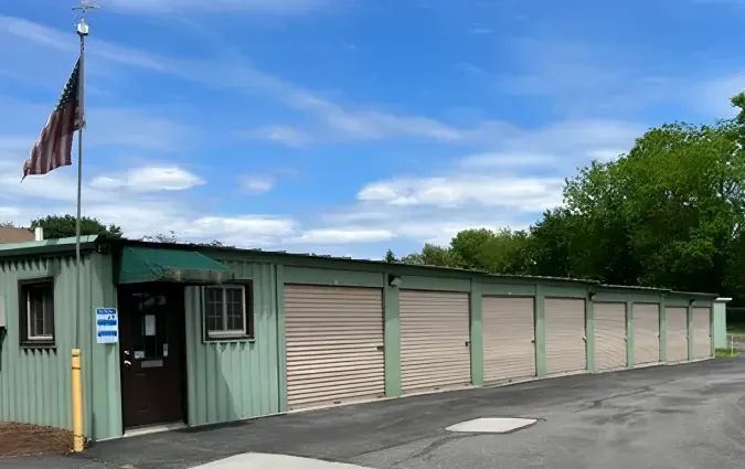 Front Office & Drive Up Unit Row