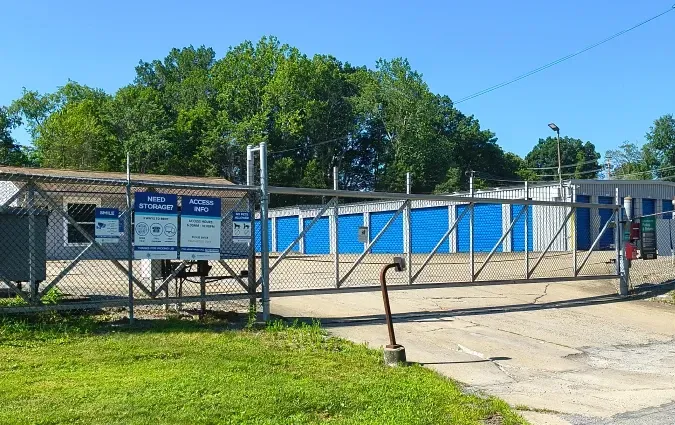 Front of Facility & Gate Entrance