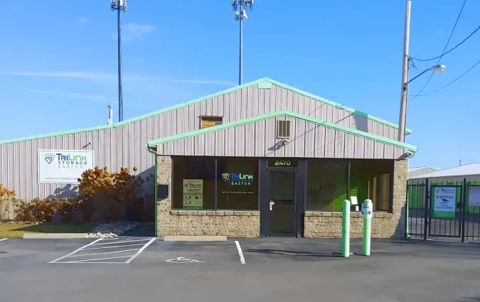 Front of Facility & Sign