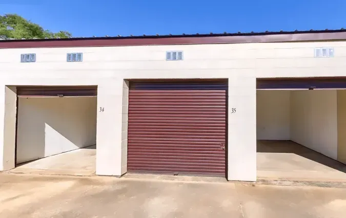 Exterior self storage, unit interior