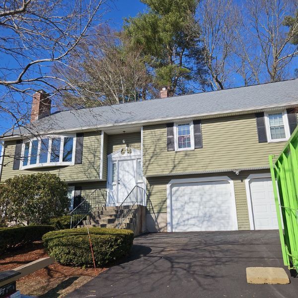 Home with new GAF Shingles