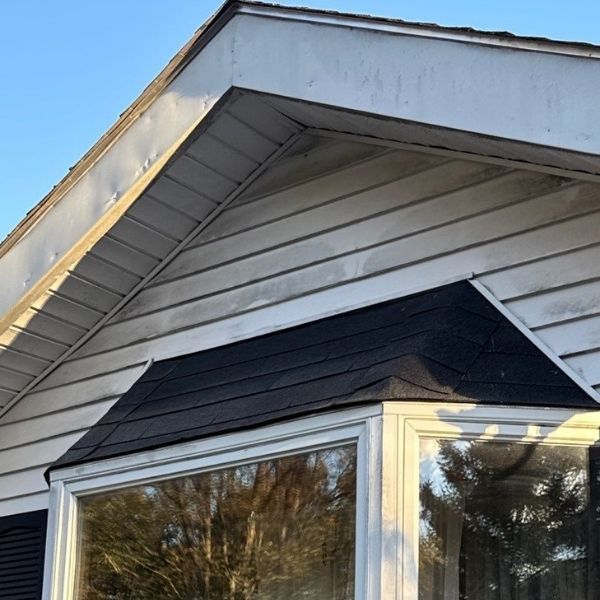 bay window with missing flashing