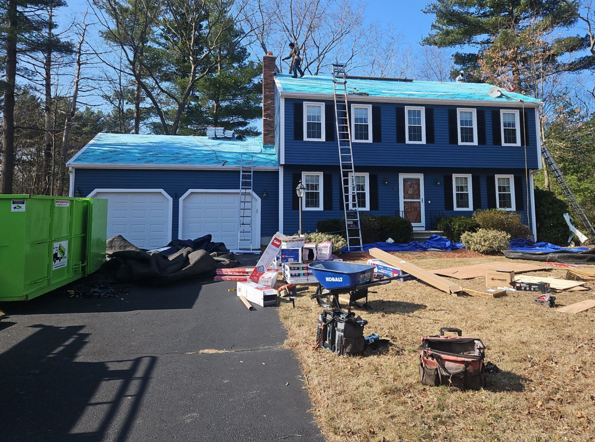home with roof under construction