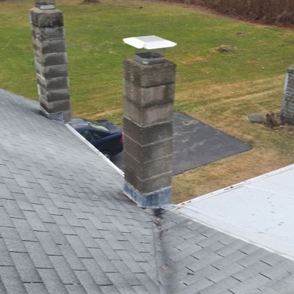 Old chimney with failing flashing