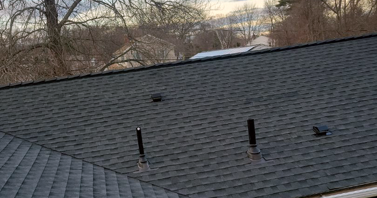 New roof installed in Milford, MA - GAF Charcoal