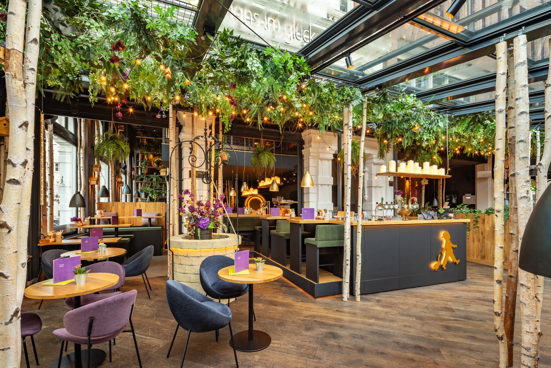 Neueröffnung Hans im Glück Amsterdam – Trockenbau und Malerarbeiten, Sanitär und Elektroarbeiten, Lüftungsarbeiten, Wand und Bodenbeläge sowie Möblierung - Referenzprojekt Generalunternehmer