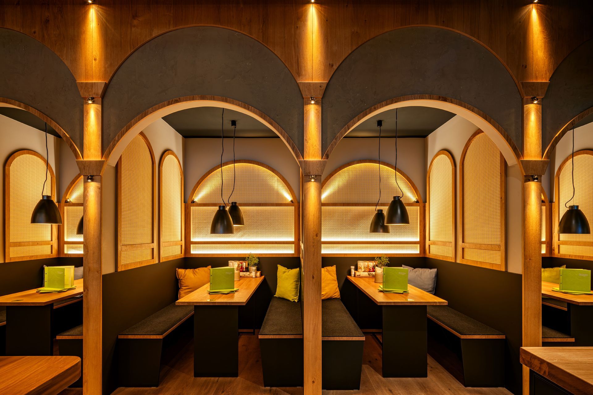 Innenraum von "Hans im Glück" in Wien.