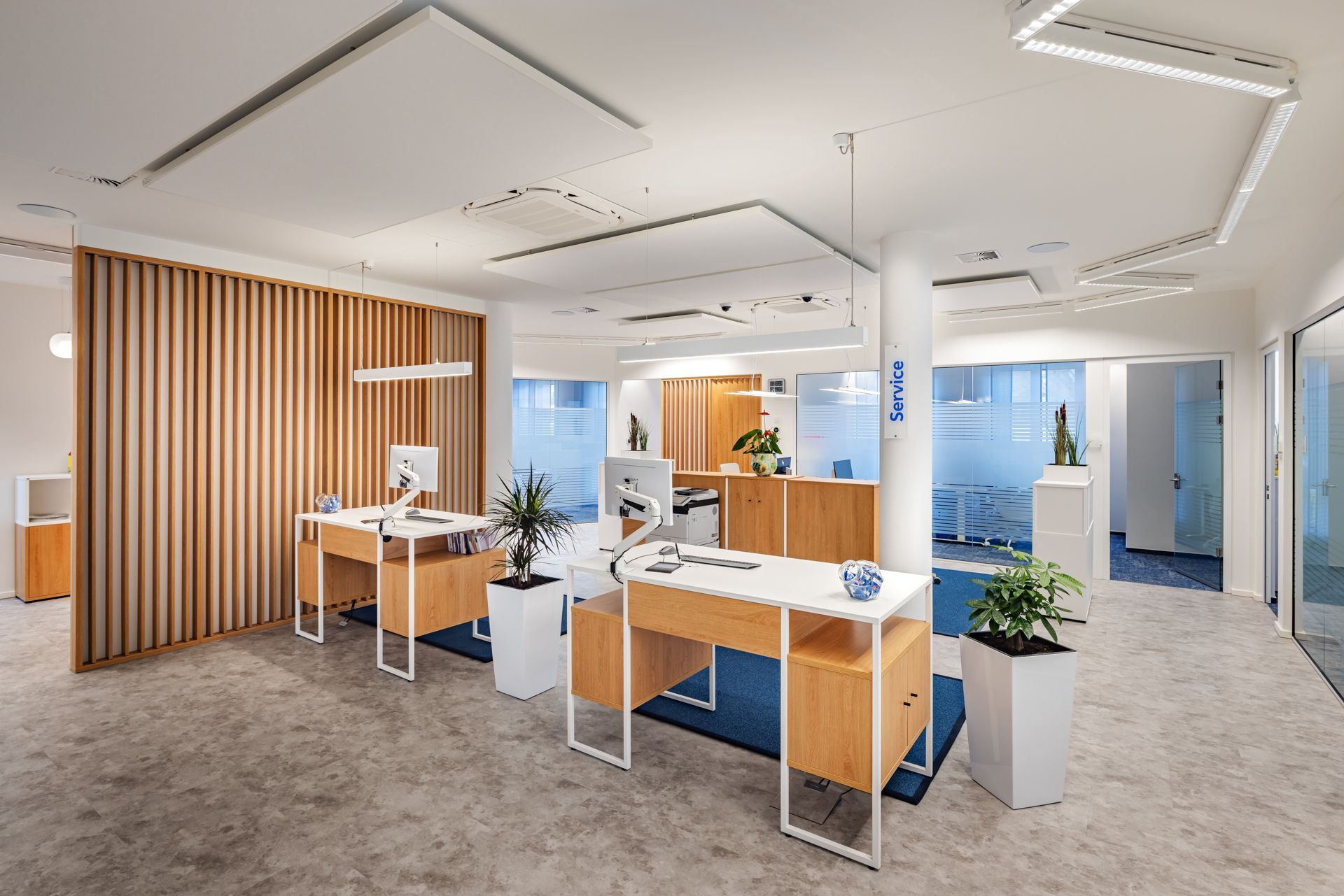 Professioneller Büroumbau durch Generalunternehmer aus Aschaffenburg. Ihre Bauexperten für Innenausbau, Elektrik und Trockenbau - Referenzprojekt Generalunternehmer