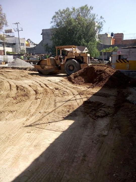 DEMOLICIONES Y EXCAVACIONES MALVAEZ 