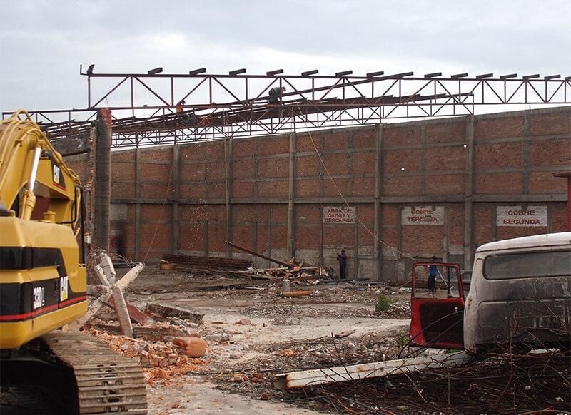 DEMOLICIONES Y EXCAVACIONES MALVAEZ 