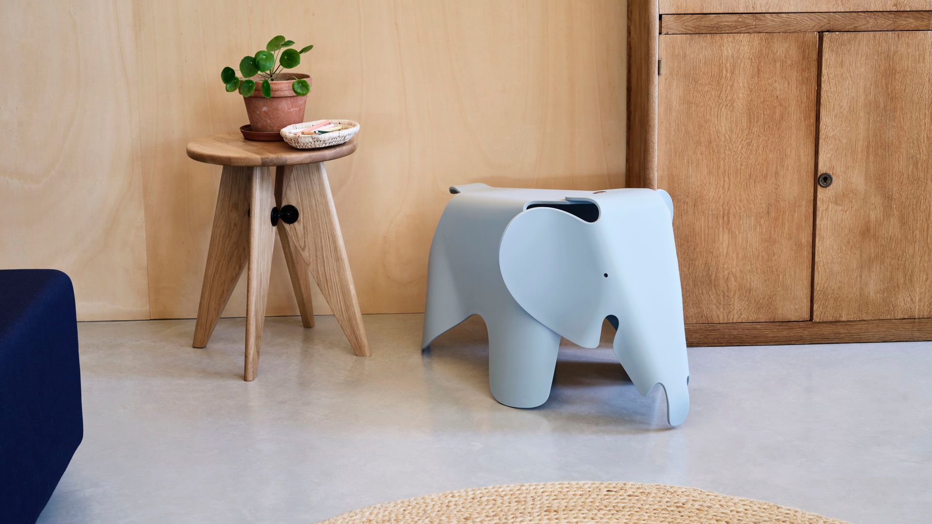 Eames Elephant