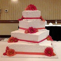 For tiers wedding cake —  Wedding cakes in Des Moines, IA
