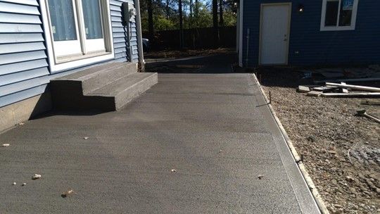 Concrete Patio - Lebanon, OH - J Young Concrete & Excavating Construction