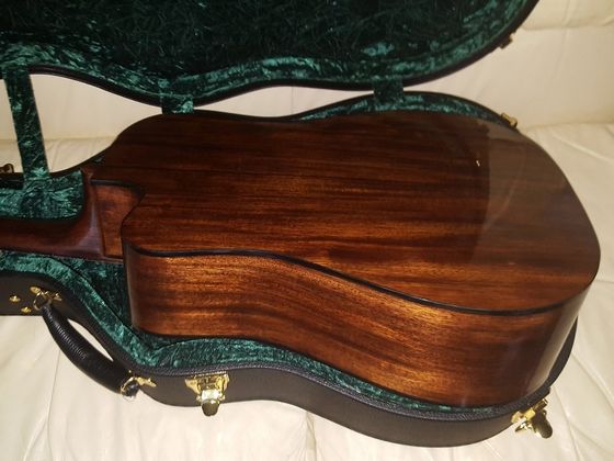 sinker mahogany acoustic guitar