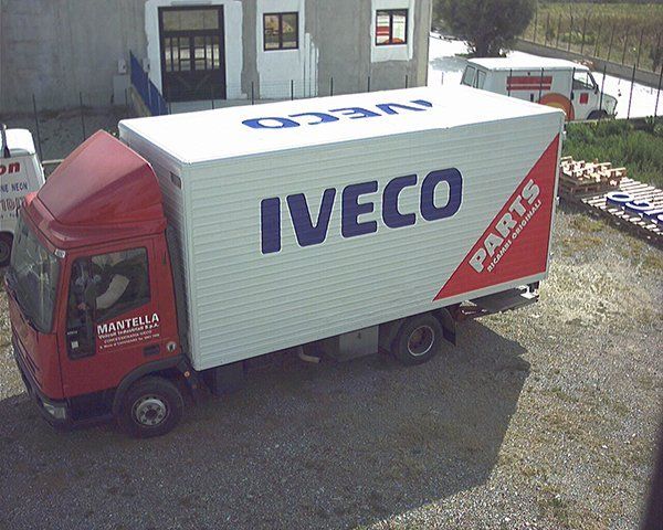 Autocarro parcheggiato all'interno