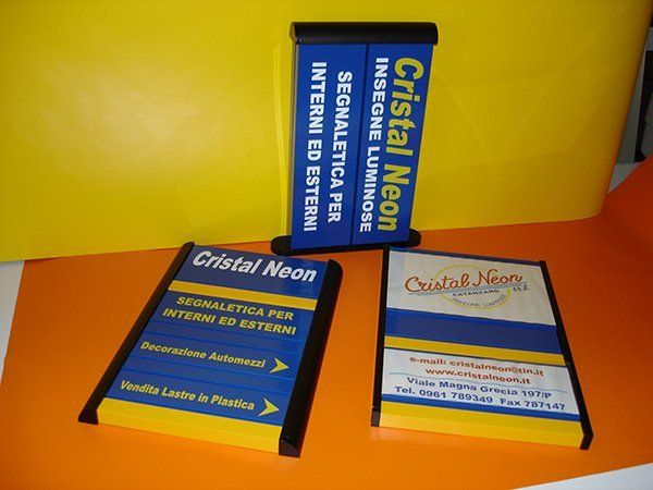 Insegna CRISTAL NEON CATANZARO