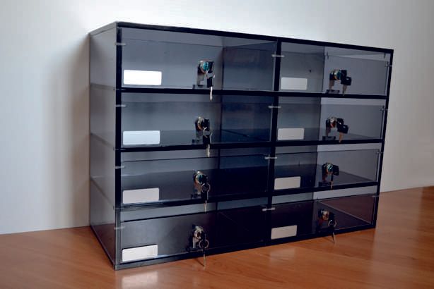 Vetrina di plexiglass