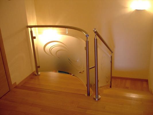 Pannello in scale con decorazioni