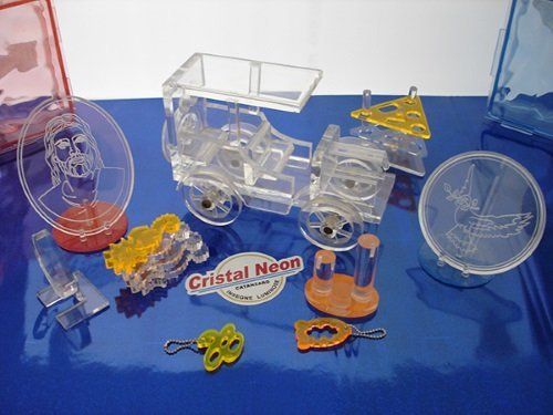 Oggettistica in plexiglass