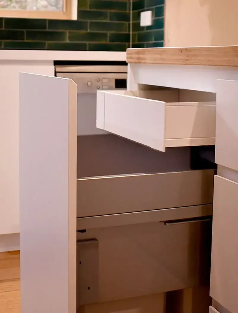 Bevelled Edges on cabinet doors and drawers from Smart Cut Ballarat