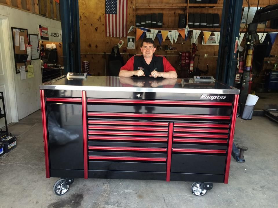 Inside Shop | Lakeside Automotive