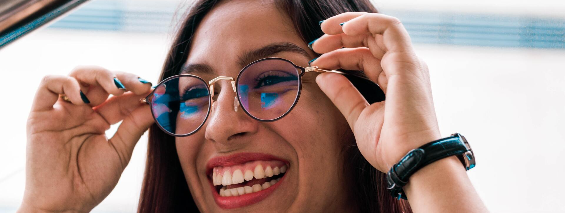 woman wearing glasses