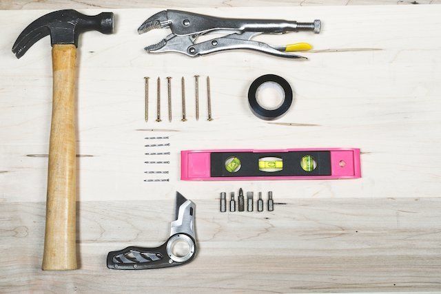 tools-repairs-construction-handyman
