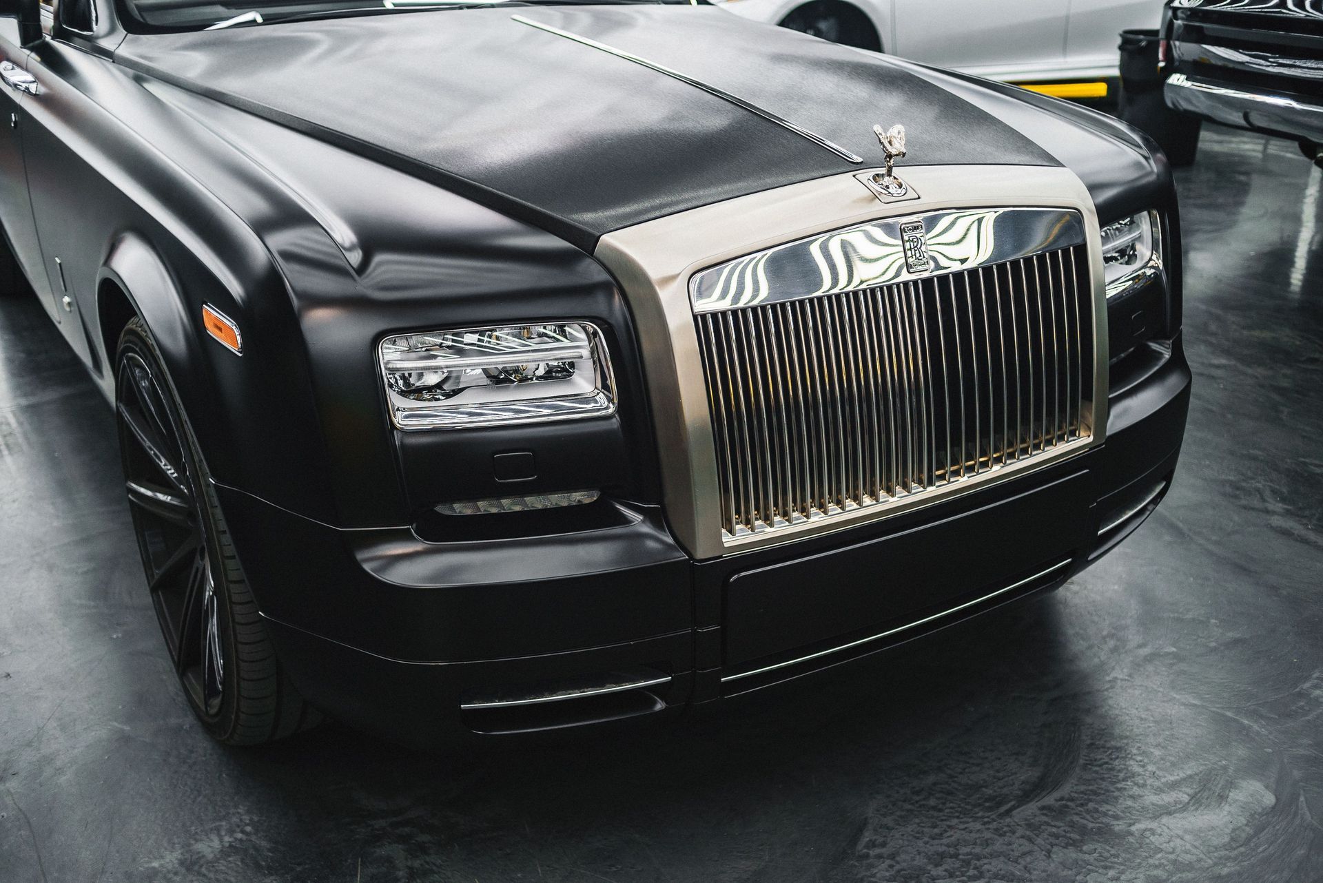 Luxury  3 Passengers
