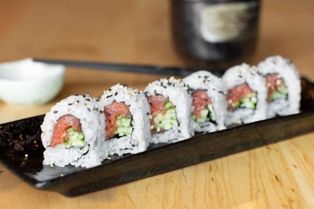 Spicy Tuna Sushi Rolls