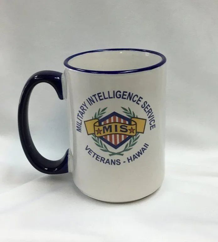 A mug that says mis veterans hawaii on it
