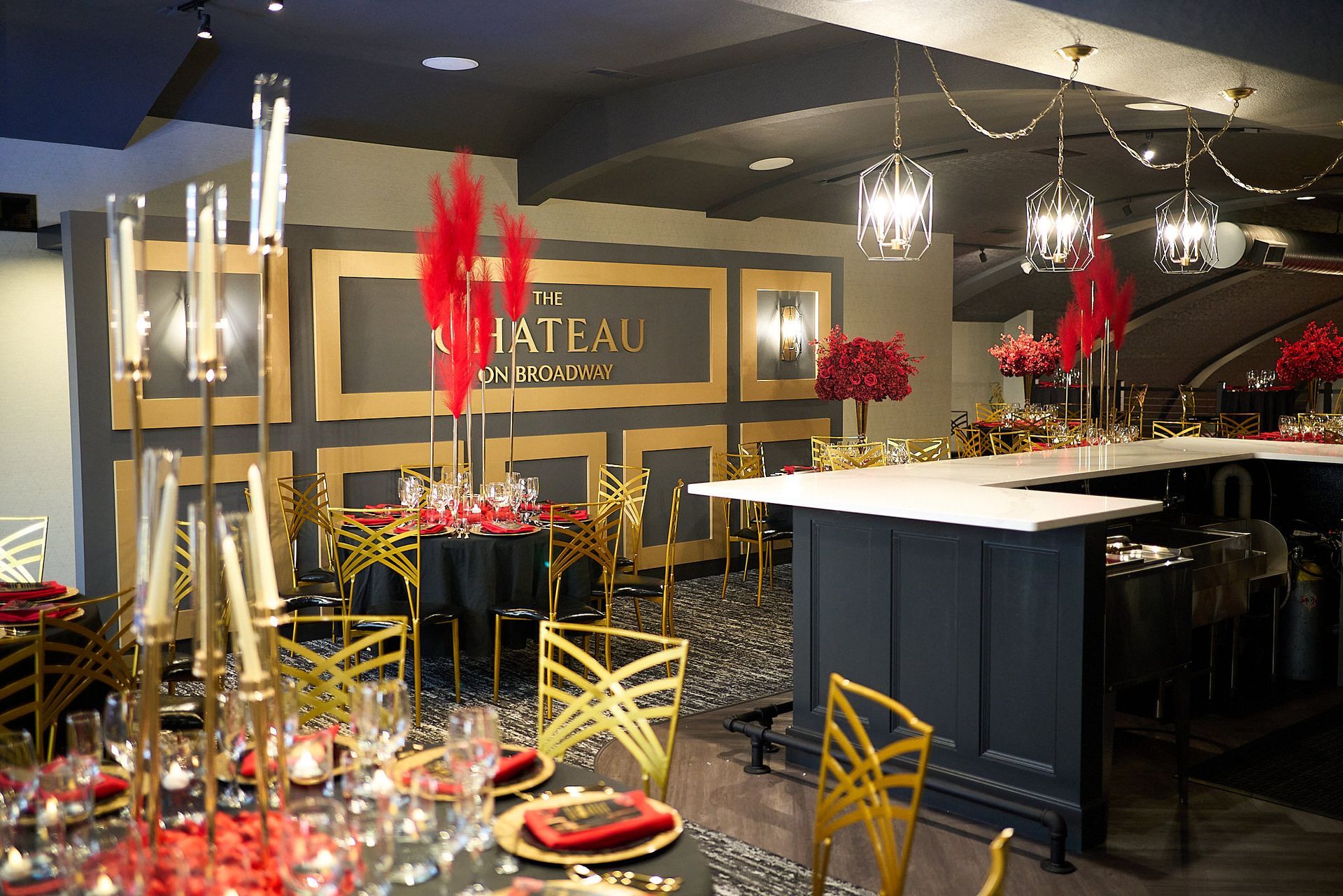 A restaurant filled with tables and chairs and a bar.