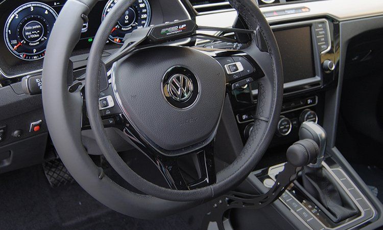 modifica auto per paraplegia